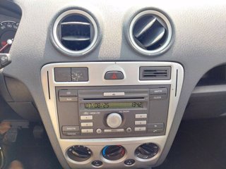 FORD Fusion 1.4 tdci titanium