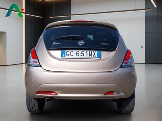 LANCIA Ypsilon 1.0 firefly hybrid gold s&s 70cv