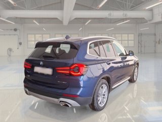 BMW X3 sdrive18d mhev 48v auto