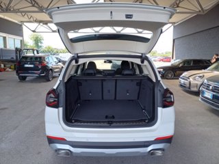 BMW X3 sdrive18d mhev 48v auto