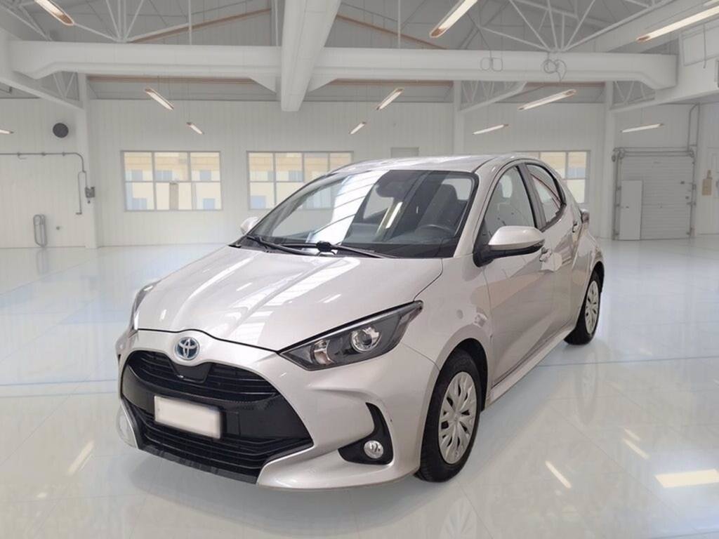 TOYOTA Yaris 1.5h trend