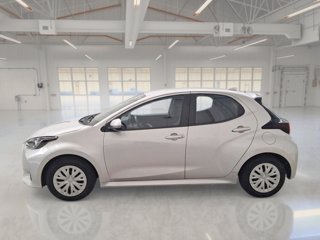TOYOTA Yaris 1.5h trend