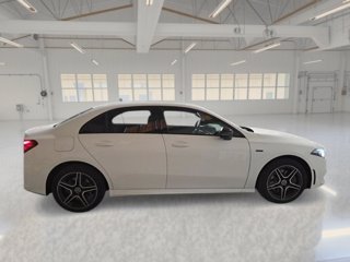 MERCEDES A 250 e phev (eq-power) premium auto