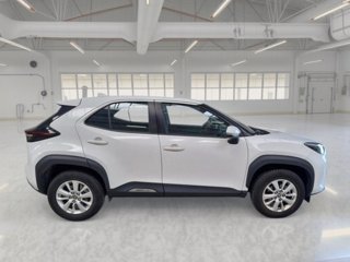 TOYOTA Yaris cross 1.5h business fwd 116cv e-cvt