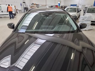 BMW 518d touring mhev 48v business auto