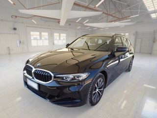 BMW 320d touring mhev 48v xdrive auto