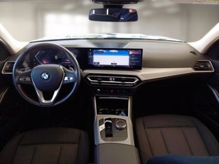 BMW 320d touring mhev 48v xdrive auto
