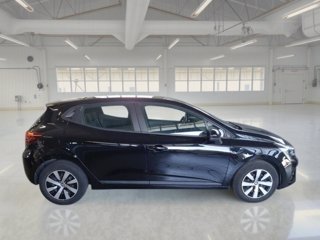 RENAULT Clio 1.6 e-tech full hybrid equilibre 145cv auto