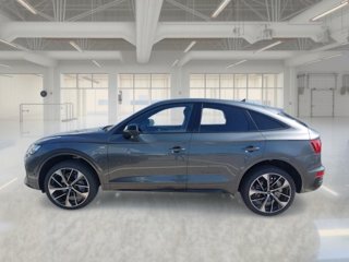 AUDI Q5 sportback 40 2.0 tdi mhev 12v identity black quattro s-tronic