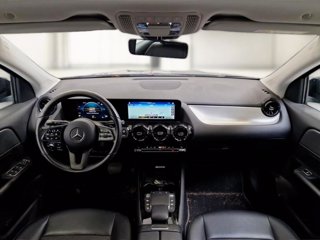 MERCEDES Gla 200 business extra auto