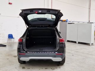 MERCEDES Gla 200 business extra auto