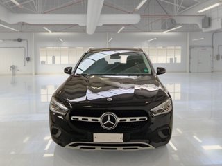 MERCEDES Gla 200 business extra auto