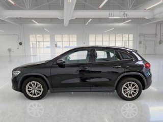 MERCEDES Gla 200 business extra auto